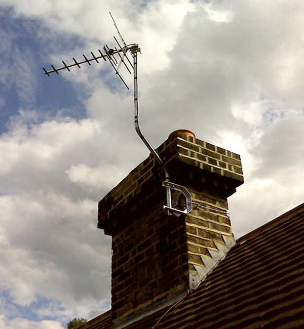 aerial installers Leigh